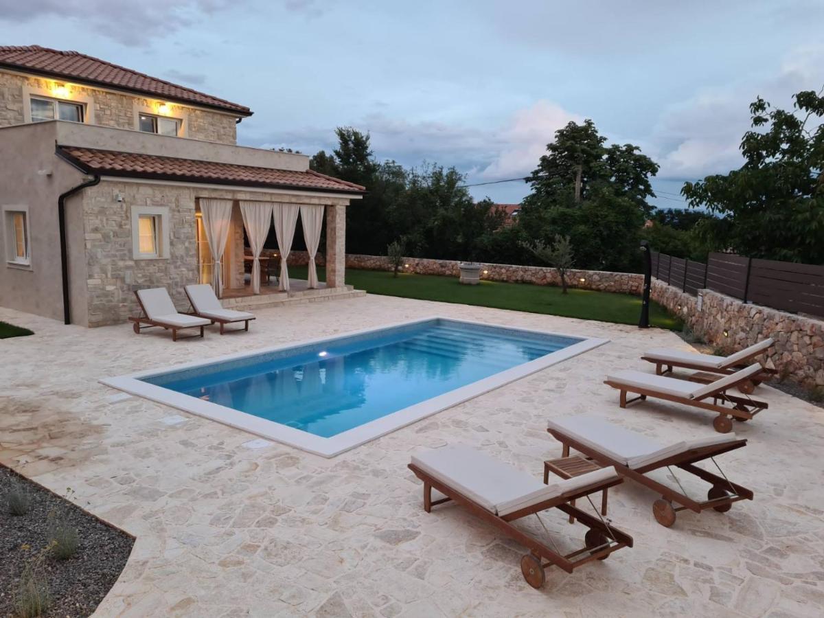 Villa Lulu Kamena Villa S Maslinikom Otok Krk Dobrinj Selo Gostinjac Đảo Krk Ngoại thất bức ảnh